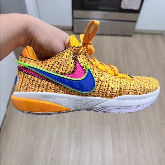 Nike Yellow LeBron 20 - Picture 6 of 9